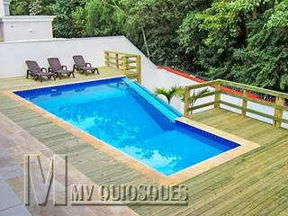 Deck de madeira