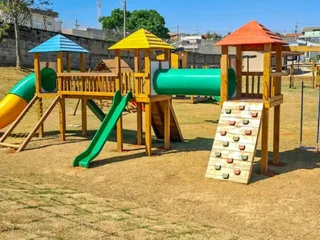 Playground de madeira — projeto PG-386