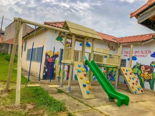 Playground de madeira — projeto PG-409