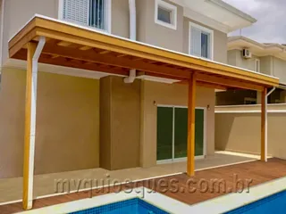 Pergolado de madeira em varanda — projeto PER-92