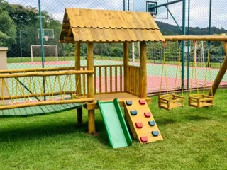 Playground de madeira — projeto PG-296