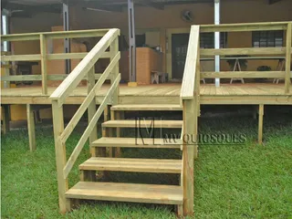 Deck de madeira — projeto E-15
