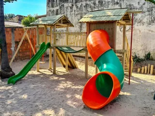 Playground de madeira em restaurante — projeto PG-368
