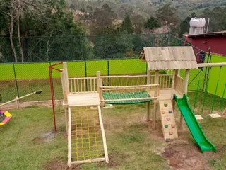 Playground de madeira — projeto PG-333